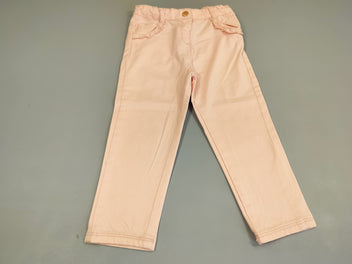 Pantalon rose pâle, légère trace de bic