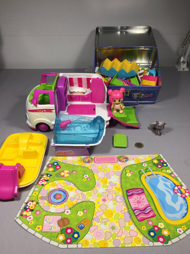 Pinypon - Le camping car + 1 pers + accessoires et autocollants, moins cher chez Petit Kiwi