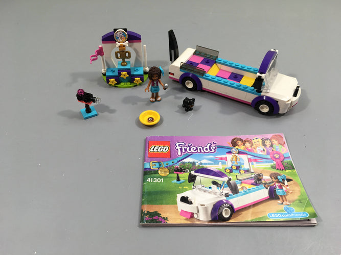 Lego friends 41301 le défilé des chiots, manque plusieurs pièces, tel que sur la photo, moins cher chez Petit Kiwi