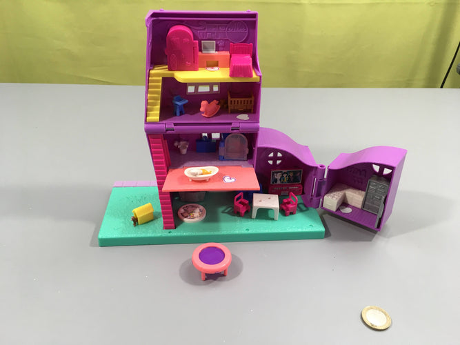 Polly pocket la maison de Polly, manque les personnages, le chien et le vélo, moins cher chez Petit Kiwi