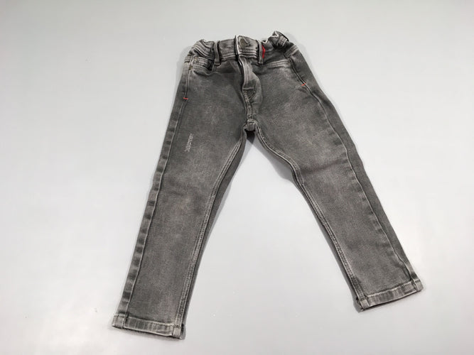 Jeans gris, moins cher chez Petit Kiwi