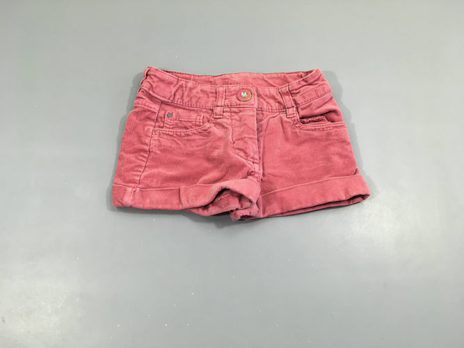 Short velours côtelé à revers rose, moins cher chez Petit Kiwi