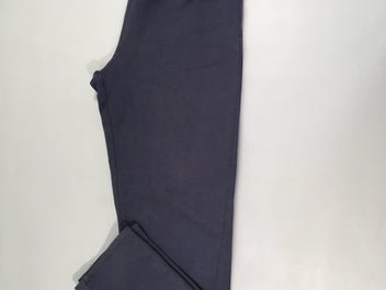 Pantalon de training molleton bleu marine, genoux légèrement usés