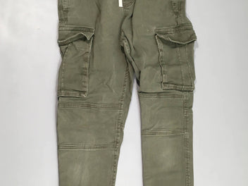 Pantalon cargo kaki,  décoloré et bouloché