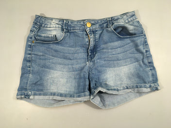 Short en jean à revers