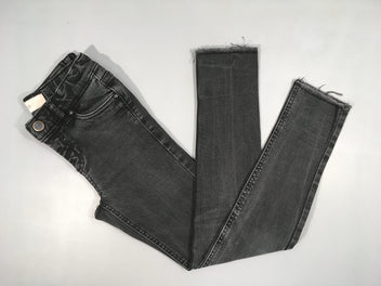 Jeans noir effet effiloché bas